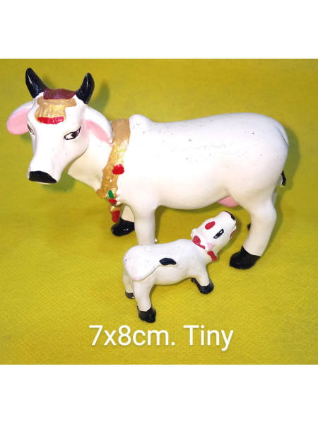 Статуэтки коровки: маленькая и большая, 7*8 см; COW AND CALF TINY 7x8 CM