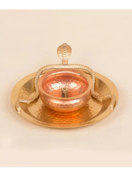 Лампа латунная со змеей, Иша Лайф; Hammered Snake Lamp, Isha Life